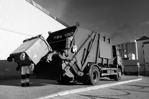 Clean streets in Lambeth with efficient waste removal services