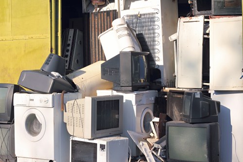 Choosing a reliable garage clearance service in Lambeth